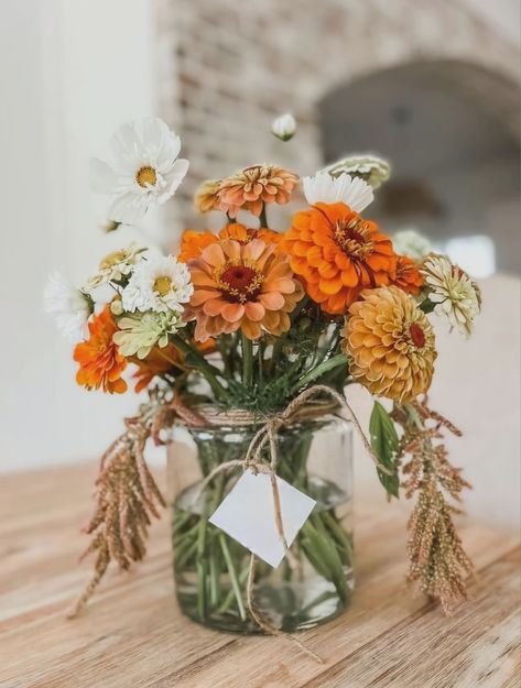 Fall Wildflower Arrangements, Small Fall Flower Arrangements, September Floral Arrangements, Farmers Market Bouquet, Cut Flower Bouquet, Cut Flower Arrangements, Whimsy Flowers, Wildflower Decor, Growing Cut Flowers