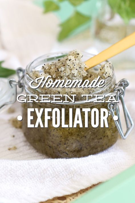 Homemade Green Tea Facial Exfoliator. Who knew a spa experience could be so simple? Four ingredients. Two minutes. Homemade Exfoliating Scrub, Homemade Exfoliator, Homemade Green Tea, Homemade Spa Treatments, Green Tea Facial, Honey Diy, Green Tea Mask, Diy Spa, Facial Exfoliator