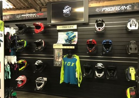 Motocross Shop, Shop In Shop, Wear Store, Fox Racing, Agra, Business Ideas, Motocross, Showroom, Fox