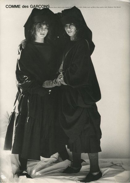 Comme Des Garcons Campaign, Rei Kawakubo Comme Des Garcons, Short Grunge Hair, Genderless Fashion, Bruce Weber, Cindy Sherman, Rei Kawakubo, Peter Lindbergh, Fashion Advertising