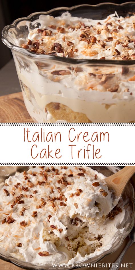 Cannoli Trifle, Italian Cream Cheesecake, Italian Cream Bundt Cake, Italian Trifle, Trifle Bowl Desserts, Trifle Bowl Recipes, Cake Trifle, Trifle Dessert Recipes, Trifle Recipes