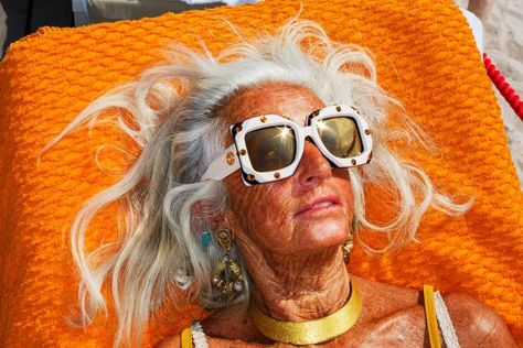 Gucci Campaign, William Eggleston, Martin Parr, Paris Mode, Photography Competitions, Charles Darwin, Benidorm, Magnum Photos, Old Woman