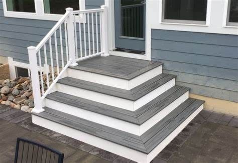 Trex Patio, Entrance Steps, Beach Stairs, Patio Stairs, Porch Stairs, Front Porch Steps, Front Door Steps, Concrete Patios, Patio Steps