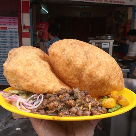 Best Chole Bhature in Delhi Indian Fast Food, Delicious Food Image, Chole Bhature, My Yellow, Food Spot, Culinary Experience, Indian Street Food, Mouth Watering Food, Food Places