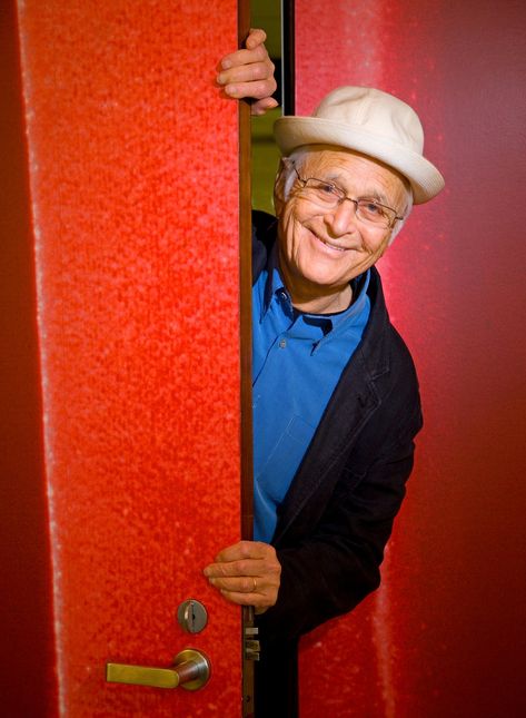 Norman Lear Dead: 'All in the Family' Creator Dies at 101 Edith Bunker, 70s Sitcoms, Norman Lear, Bea Arthur, Kirstie Alley, Sanford And Son, Harry Belafonte, Dark Comedy, All In The Family