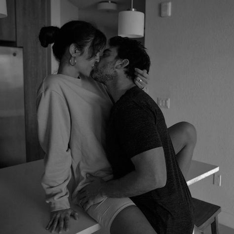 elena x nico Image Couple, Couples Vibe, The Love Club, Cute Couples Photos, Relationship Goals Pictures, The Perfect Guy, Photo Couple, Cute Relationship Goals, Paros