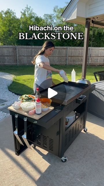 Vanessa Nunez on Instagram: "Grilling season is back ladies 💃🏽 the weather was 80 degrees here today so we had to cook some yummy dinner outside! #blackstone#blackstonegriddle#blackstonemeals#blackstonerecipe#backstonedinner#backyard#outdoorcookin" Blackstone Set Up Ideas, Blackstone Grill Recipes Chicken, Black Stone Grill Recipes, Black Stone Grill, Easy Blackstone Meals, Backyard Bbq Area, Blackstone Grill Recipes, Blackstone Ideas, Blackstone Griddle Recipes