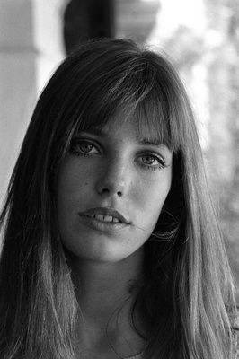 Jane Birkin poster, mousepad, t-shirt, #celebposter Hair Styles Vintage, Style Jane Birkin, Jane Birken, New Hair Styles, Celebrity Smiles, Nastassja Kinski, Lara Stone, Serge Gainsbourg, Charlotte Gainsbourg