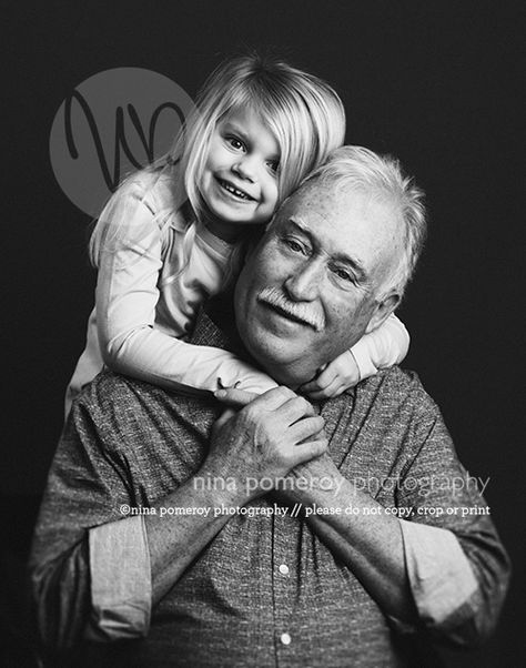 Grandpa And Grandkids Photo Shoot, Grandparents Photoshoot Grandkids Studio, Grandparent Mini Session, Grandparents Photoshoot Grandkids Indoor, Grandparent And Grandchildren Poses, Grandchildren Photo Ideas, Grandparents And Grandkids Photography, Grandparents And Grandkids Pictures, Grandparents With Grandkids Pictures