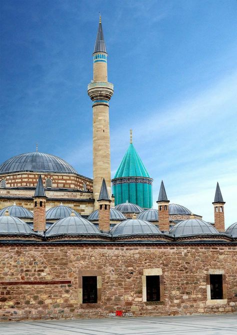 Mevlana Museum, Turkey Pics, Sufi Art, Mosque Design Islamic Architecture, Architecture Photography Buildings, Mekka Islam, Iran Culture, Konya Turkey, Mosque Design