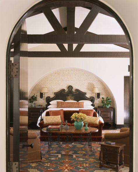 See more of Madeline Stuart's Spanish Hacienda on 1stdibs Spanish Style Bedroom, Spanish Bedroom, Style Hacienda, Spanish Style Decor, Hacienda Homes, Madeline Stuart, Spanish Home Decor, Luxury Bedrooms, Spanish Hacienda