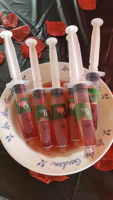 Vampire Diaries Cocktails, Tvd Themed Birthday Party, Vampire Diaries Bday Party Ideas, Vampire Diaries Themed Wedding, Vampire Diaries Halloween Party, The Vampire Diaries Themed Party, Vampire Diaries Party Theme, Blood Themed Party, Vampire Diaries Birthday Theme