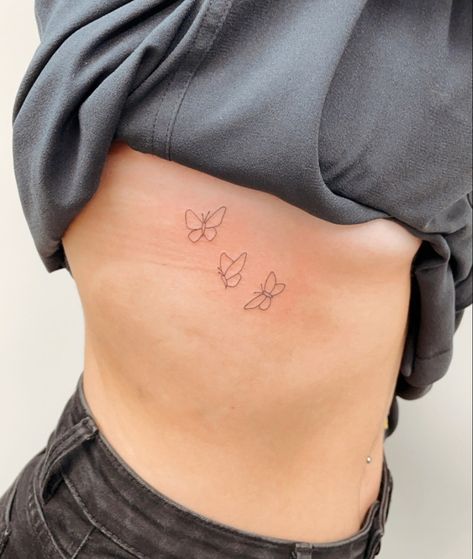 Delicate Rib Tattoos For Women, Small Rib Tattoos, Fine Line Art, Rib Tattoos For Women, Bookish Tattoos, Butterfly Tattoos For Women, Perfect Tattoo, Small Pretty Tattoos, Petite Tattoos