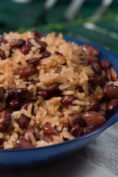 Nicaraguan gallo pinto is another much loved dish.  Often times gallo pinto is served for breakfast with just a tortilla but it can also be excellent alongside carne asada or nacatamales or just about anything else. It is basically a delicious combination of rice and little red beans.  It is ... Gallo Pinto Recipe, Nicaraguan Recipes, Nicaraguan Food, Honduran Recipes, Gallo Pinto, Rice And Beans Recipe, Latin Recipes, Rice And Beans, Hispanic Food