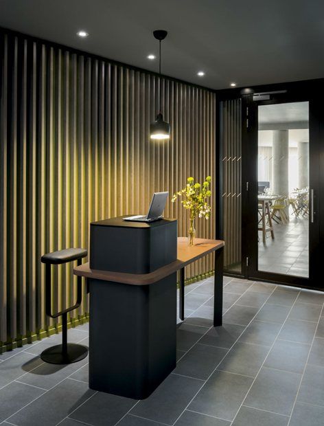 Okko Hotel Grenoble , Grenoble, 2014 - Patrick Norguet Hotel Reception Desk, Lobby Reception, Reception Counter, Hotel Reception, Lobby Interior, Counter Design, Lobby Design, Reception Design, Reception Area