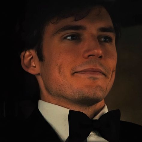 Sam Claflin Me Before You, Young Sam Claflin, Sam Claflin Icons, Sam Claflin Aesthetic, Will Traynor, Sam Claflin Finnick, Finnick Odair Sam Claflin, Chad Micheals, Leo Howard