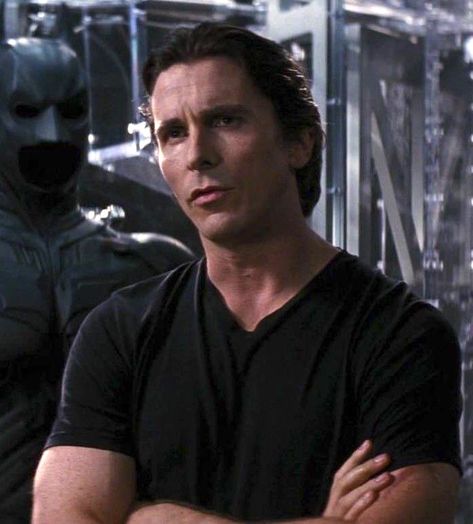 batman movie Chris Bale, Hollywood Action Movies, Batman Christian Bale, Batman Pictures, Rap Aesthetic, Mens Haircuts Fade, Batman Movie, Christian Bale, Dc Characters