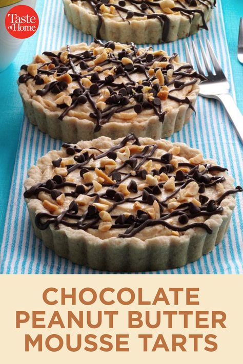 Chocolate Peanut Butter Mousse Tarts Chocolate Peanut Butter Tart, Chocolate Peanut Butter Mousse, Peanut Butter Tart, Tiny Desserts, Pastry Treats, Dessert Pies, Mini Sweets, Peanut Butter Dessert Recipes, Fair Foods