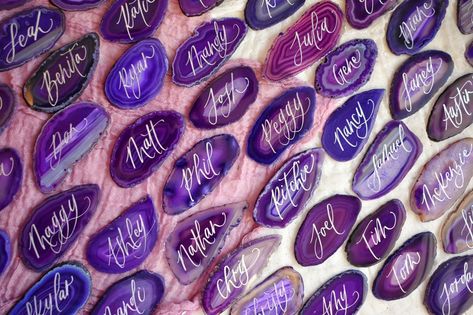 Purple Agate Place Cards with Calligraphy // Agate Escort | Etsy Crystal Wedding Favours, Trending On Etsy, Traditional Wedding Favours, What Are Crystals, Dining Table Sets, Vintage Tea Sets, Contemporary Living Room Furniture, Sale Furniture, Donut Wall