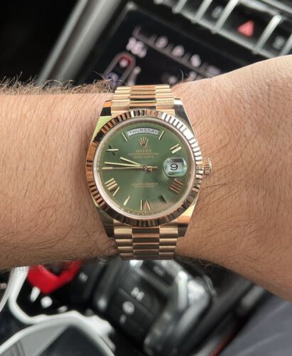 https://www.thebeautyreel.com/ Find many great new & used options and get the best deals for Rolex Day-Date Olive Green Men's Rose Gold Bracelet Watch - 228235 at the best online prices at eBay! Free delivery for many products! Gold Rolex, Gold Water, Green Business, Rolex Men, Rolex Day Date, Rose Gold Bracelet, Green Man, Watch Brands, Rolex