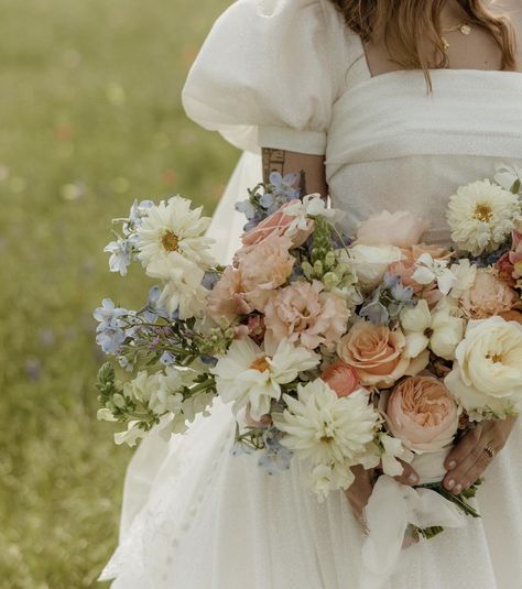 Whimsical Garden Wedding Bouquet, Romantic Bouquet Wedding, Spring Bouquet Wedding, April Wedding Colors, Bride Bouquet Pink, Bouquet Styles, Dogwood Canyon, Wedding Color Schemes Spring, Canyon Wedding