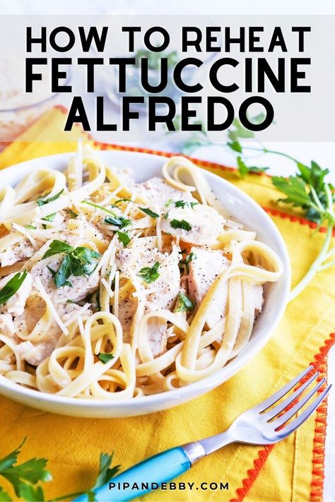 Bowl of fettucine alfredo with parsley garnished on top. Easy Chicken Alfredo Recipe, Chicken Fettuccini Alfredo, Simple Chicken Alfredo Recipe, Easy Chicken Alfredo, Homemade Chicken Alfredo, Pip And Ebby, Chicken Alfredo Recipe, Chicken Smothered, Chicken Fettuccine