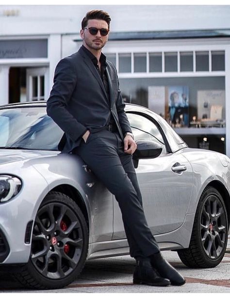 Men Cars Photography, Men Styl, Male Portrait Poses, Guys Fashion Casual, Men Fashion Photoshoot, Handsome Male Models, Car Poses, Suits Men Business, Portrait Photography Men