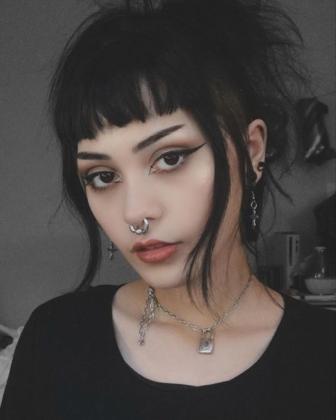 Black Hair Fringe, Hair Cut Ideas, Dark Makeup Looks, Setting Mist, Goth Hair, Fringe Hairstyles, Edgy Hair, Hair Reference, Cut My Hair