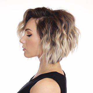 Curly Inverted Bob, Brown Short Hair, Shaggy Bob Haircut, Chloe Brown, Ombré Hair, Inverted Bob, Short Wavy, Hairstyles For Women, Bob Cut