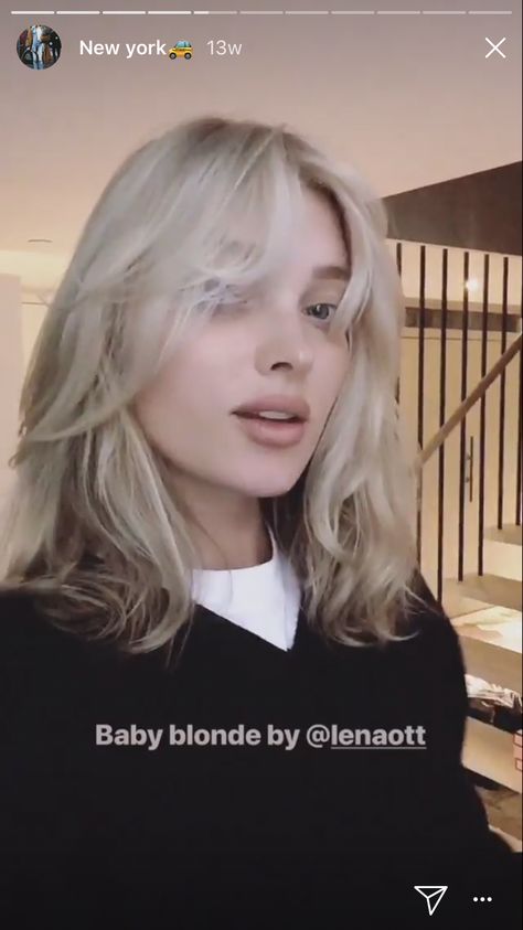 Elsa hosk hair Elsa Hosk Hair, Short Bleached Hair, Shoulder Length Wavy Hair, Blonde Layered Hair, Blonde Bangs, White Blonde Hair, Blonde Wavy Hair, Blonde Hair With Bangs, Brown Hair Inspo