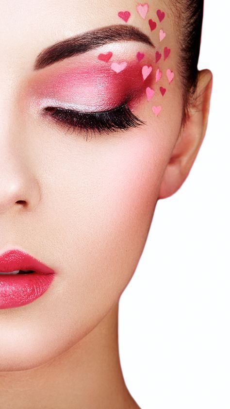 Valentine's Makeup Ideas, Valentines Themed Makeup, Valentine Make Up Ideas, Heart Makeup Ideas, Makeup Saint Valentin, Valentine Make Up, Valentine’s Day Makeup Ideas, Valentine’s Day Costume, Makeup St Valentin