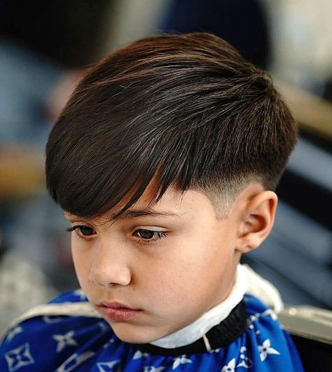 50 Best Boys Haircuts & Hairstyles for 2023 - The Trend Spotter Popular Boys Haircuts, Cool Boys Haircuts, Tan Skin Blonde Hair, Dunner Wordend Haar, Kids Hair Cuts, Boys Long Hairstyles, Corte De Cabelo Masculino, Natural Hair Styles Easy, Haircuts For Long Hair