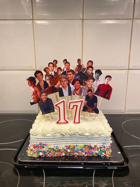 Random Birthday Cake, Celebrities Birthday Cake, Cake With All My Crushes, I’m Legal Birthday Cake, Cakes With Celebrity Crushes, 15 Birthday Cake Aesthetic, Celebrity Crush Birthday Cake, Funny Cakes Birthday, Iconic Cake Ideas