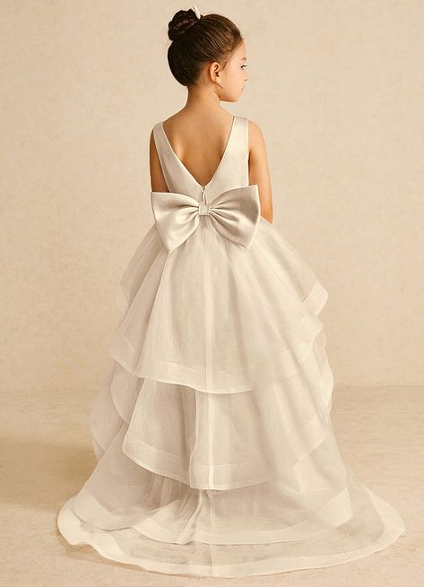 Hi! I've shared my package tracking information with you. Come and check it right now! Groomsmen Shoes, Champagne Flower Girl, Flower Girl Dresses Champagne, Champagne Flowers, Tiered Tulle Skirt, Brides Mom, Pumpkin Flower, Tulle Flower Girl, Flower Girl Dresses Tulle