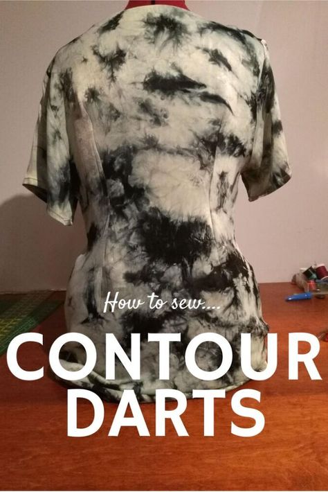 Altering Clothes Refashioning, Cricut Painting, Craftroom Storage Ideas, How To Sew Darts, Back Of A Dress, Diy Maxi Skirt, Sewing Darts, Diy Crop Top, Diy Choker