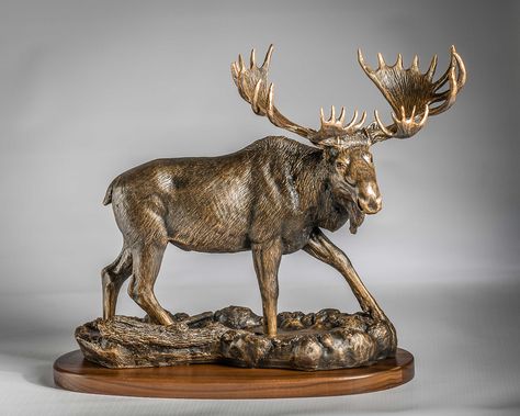 Modern Statue, Bull Moose, Loft Decor, Decoupage Box, Horse Figurine, Animal Statues, Dog Figurines, Animal Figurines, Bronze Sculpture