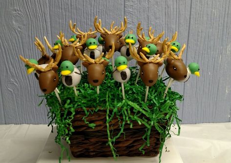 Deer And Duck Cake Pops on Cake Central Hunting Baby Shower Cake, Duck Cake Pops, Hunting Cupcakes, Deer Hunting Cake, Tree Stump Cake, Hunting Cake, Deer Cakes, Duck Cake, Baby Shower Duck