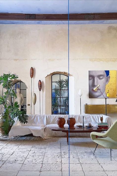 Artist Sergio Fiorentino’s home in Noto, Italy Retro Italian Interior Design, Curiosity Photography, Noto Italy, Interior Design Artwork, Eclectic Homes, Art On The Wall, Italian Interior Design, Italian Interior, Interior Design Photography