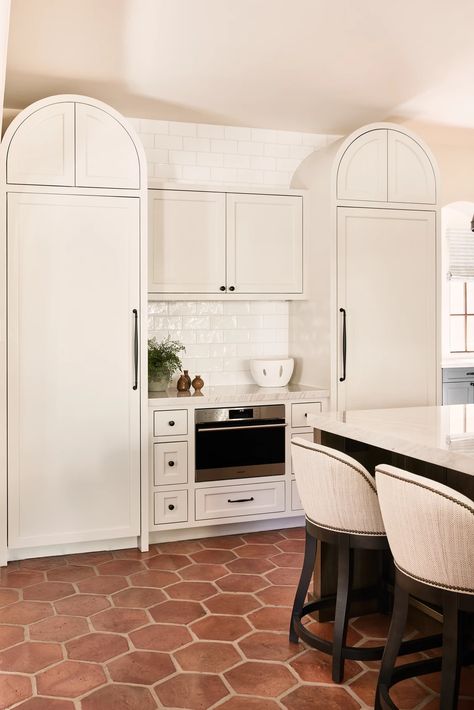 White Kitchen With Terra Cotta Floors, Spanish Tile In Kitchen, Spanish Tile Kitchen Floor, Spanish Style Condo, Terracotta Floors Kitchen, Spanish Style Flooring, Terra Cotta Tile Floors Kitchens, Terra Cotta Tile Kitchen, Kitchen With Terra Cotta Tile Floor