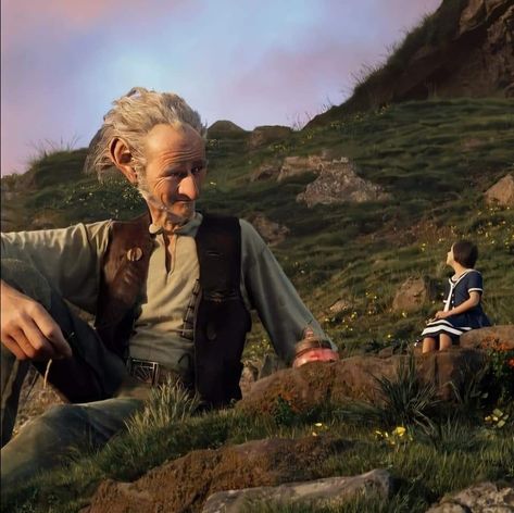 Rohal Dahl, Bfg Movie, Weird Watch, Big Friendly Giant, The Bfg, Disney Live, Martial Arts Movies, Romantic Comedy Movies, Movies 2016