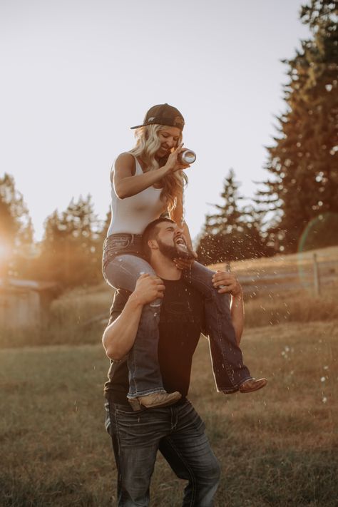 Country Meets City Engagement Photos, Beer Drinking Couple Pictures, Country Inspired Engagement Photos, Funny Fall Engagement Photos, Beer Photoshoot For Couples, Engagement Beer Photos, Mud Couple Photoshoot, Engagement Photos Drinking, Engagement Photoshoot Ideas Funny