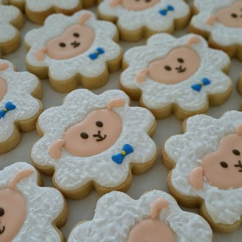 Year Of The Sheep, Kawaii Cookies, Farm Cookies, Food Art For Kids, Summer Cookies, Fondant Cookies, Holiday Snacks, Pretty Cookies, Baby Cookies