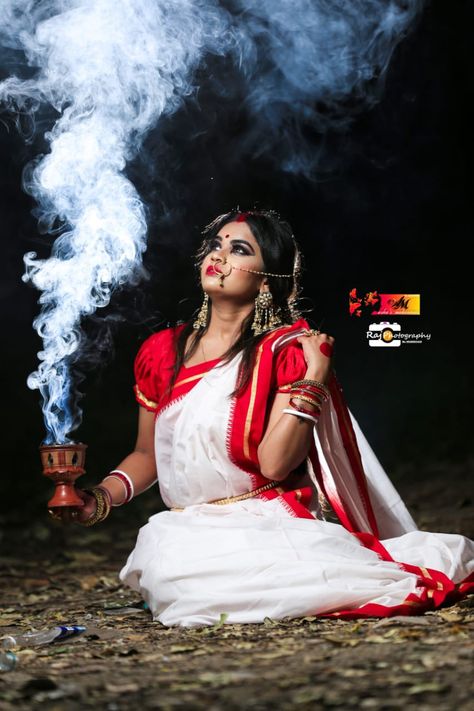 Durga Pooja Look, Bengoli Photoshoot Pose, Navaratri Photoshoot, Bengoli Pose, Durga Photoshoot, Navratri Photography, Agomoni Shoot, Durga Pooja, Meldi Ma Hd Photo