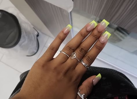 Neon French Tip Nails Short, Neon Green French Tip Nails, Neon French Tip Nails, Neon French Tips, French Trip, Short Square Acrylic Nails, Tip Nails, French Tips, Square Acrylic Nails