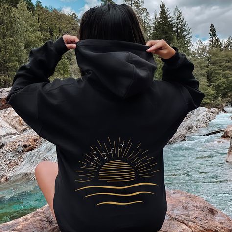 Excited to share the latest addition to my #etsy shop: Boho Summer Sunset Free Bird Shirt, Summer Vacation Hoodie Gift, Summer Lover Hoodie, Celestial Shirt, Free Spirit, Cute Sunset Hoodie https://etsy.me/3HhD4qL #bohohippie #pullover #longsleeve #starscelestial #summ Summer Hoodies Women, Siesta Beach Hoodie, Sunset Hoodie, Sun Celestial, Hoodie Design Ideas, Cute Sunset, Summer Hoodies, Behind Ear Tattoos, Nature Hoodie