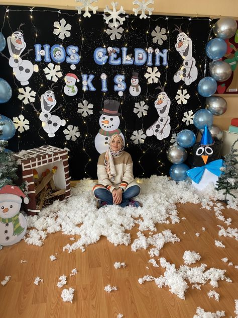 Winter Day Decoration In School, Winter Activities For Toddlers, Kindergarten Graduation Party, Preschool Decor, Winter Activities Preschool, Happy Christmas Day, Ramadan Activities, Winter Kindergarten, Welcome Winter