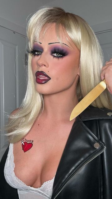 Bride Of Chucky Halloween, Bride Of Chucky Costume, Halloween Costumes Brunette, Basic Halloween Costumes, Blonde Halloween Costumes, Chucky Halloween, Holloween Makeup, Horror Halloween Costumes, Cute Halloween Makeup