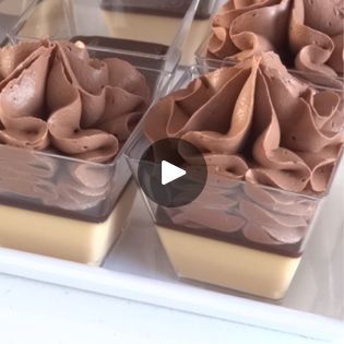 Cream Tops, Chocolate Truffles, Cupcake Recipes, Truffles, Dessert, Cream, Cake