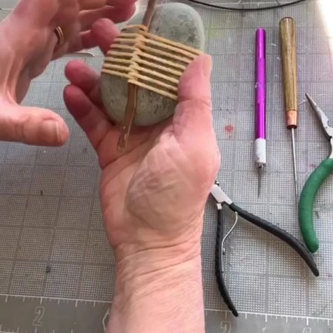 Time Lapse - Stick Wrapped Rock | Videos Diy Wrapped Rocks, Rock Wrapping Tutorial Free, Diy Rock Wrapping, Rock Wrapping Diy Easy, Rock Wrapping Diy Tutorial, Rock Wrapping Diy, Wrapped Rock Tutorial, Rock Tying, Wrapped Rocks Tutorial