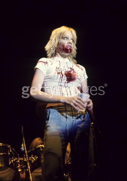 Click this image to show the full-size version. Cherie Currie, The Runaways, Angry Girl, Lita Ford, Women Of Rock, Riot Grrrl, Valley Girls, Joan Jett, Women In Music